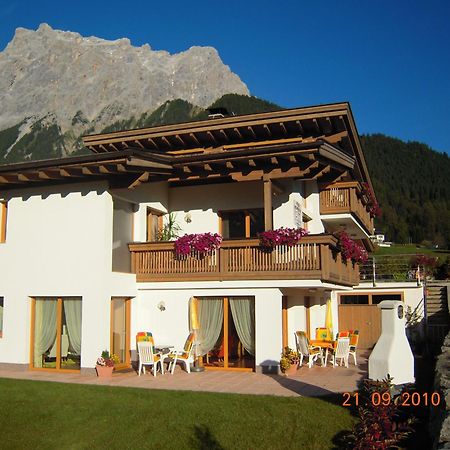 Appartamento Haus Angelika Ehrwald Esterno foto