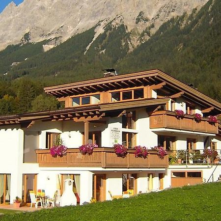 Appartamento Haus Angelika Ehrwald Esterno foto