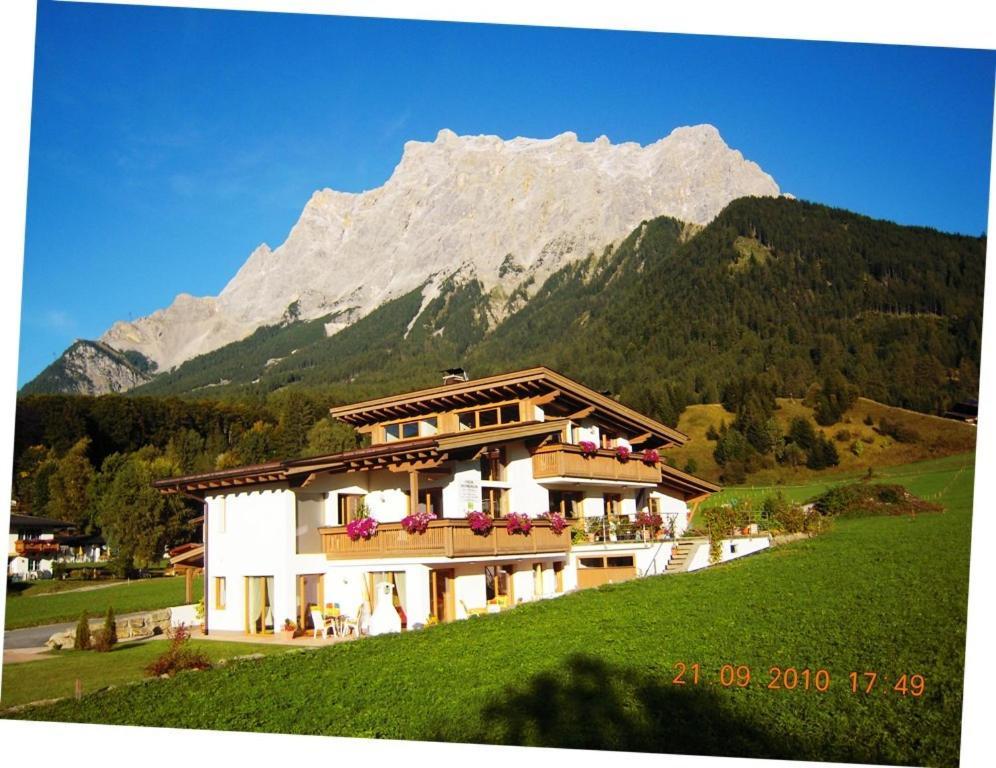 Appartamento Haus Angelika Ehrwald Esterno foto